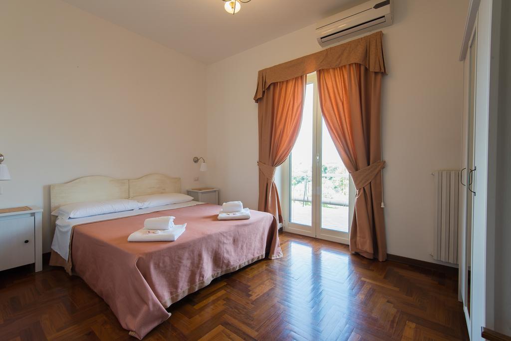 Bed And Breakfast Nonna Loreta Formello Exterior foto